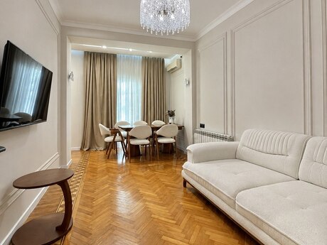 Elan №6587087 - Bakı, Nizami m., 3 otaqlı, 102 m², 2/6 mərtəbə