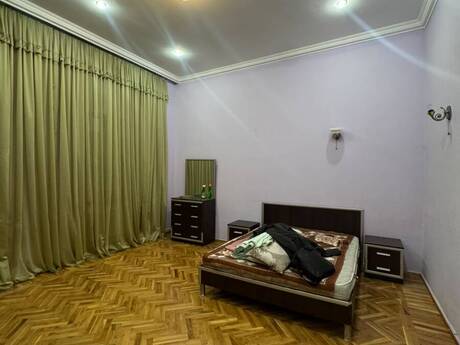 Объявление №6586952 - Баку, м. 28 мая, 3-комн., 100 м², 3/4 этаж