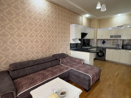 Объявление №6587836 - Баку, м. Кара Караев, 1-комн., 47 м², 4/16 этаж