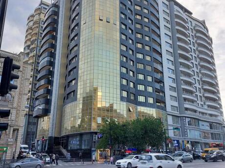 Elan №6587905 - Bakı, Nizami m., 2 otaqlı, 85 m², 10/20 mərtəbə