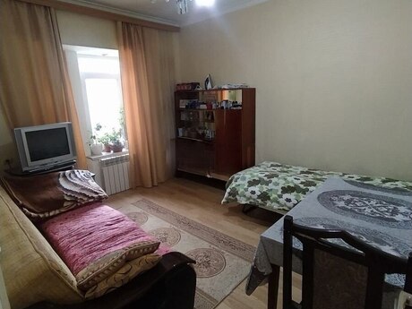 Объявление №6588185 - Баку, м. Ахмедлы, 2-комн., 42 м², 3/5 этаж