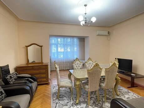 Elan №6504702 - Bakı, Nəsimi r., 2 otaqlı, 50 m², 2/3 mərtəbə