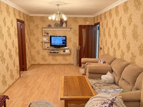 Elan №6588960 - Bakı, Nərimanov r., 3 otaqlı, 90 m², 2/5 mərtəbə