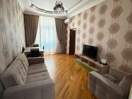 Elan №6589182 - Bakı, Sahil m., 3 otaqlı, 71 m², 4/5 mərtəbə