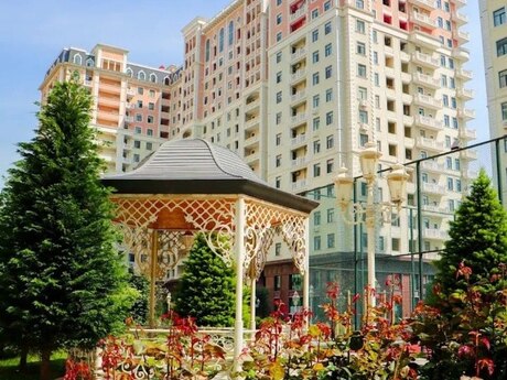 Elan №6589554 - Bakı, İnşaatçılar m., 2 otaqlı, 70 m², 9/18 mərtəbə