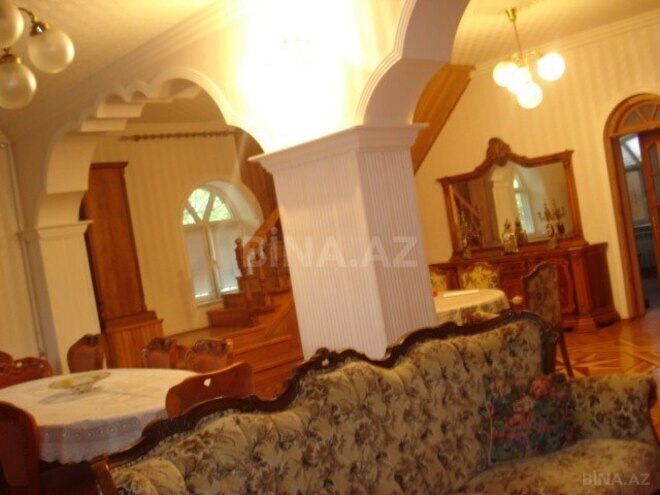 Satılır 13 otaqlı həyət evi/bağ evi 1 369 m², Nabran r., photo 5 from 11
