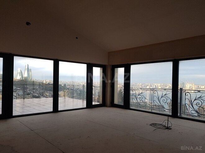 7 otaqlı həyət evi/bağ evi - Səbail r. - 750 m² (22)