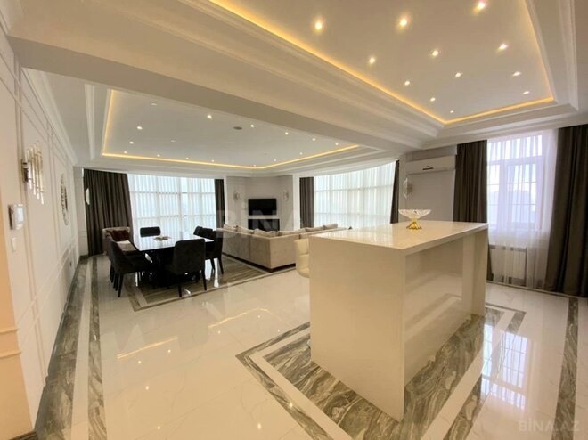 Сдаётся 3-комн. новостройка 230 м², Насиминский  р., photo 1 from 22