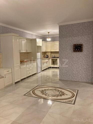 4 otaqlı həyət evi/bağ evi - Qəbələ - 230 m² (13)