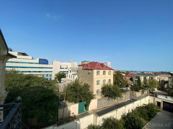 8-комн. дом/дача - пос. Бадамдар - 800 м² (10)
