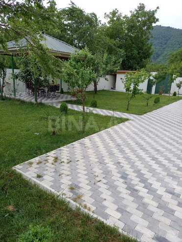 4 otaqlı həyət evi/bağ evi - Qəbələ - 230 m² (7)