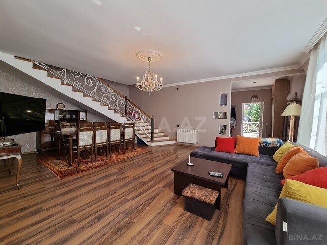 8-комн. дом/дача - пос. Бильгях - 500 м² (18)