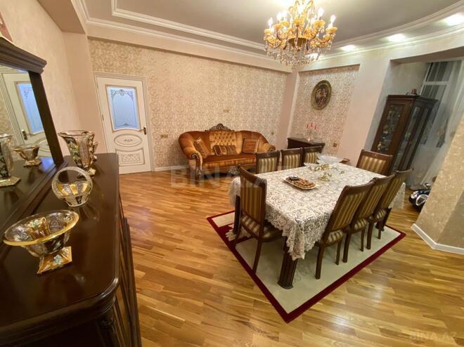 3 otaqlı yeni tikili - İnşaatçılar m. - 144 m² (25)