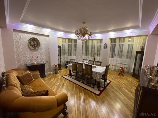 3 otaqlı yeni tikili - İnşaatçılar m. - 144 m² (1)