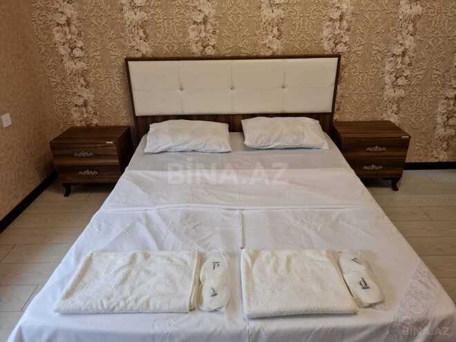 5 otaqlı həyət evi/bağ evi - Buzovna q. - 240 m² (24)