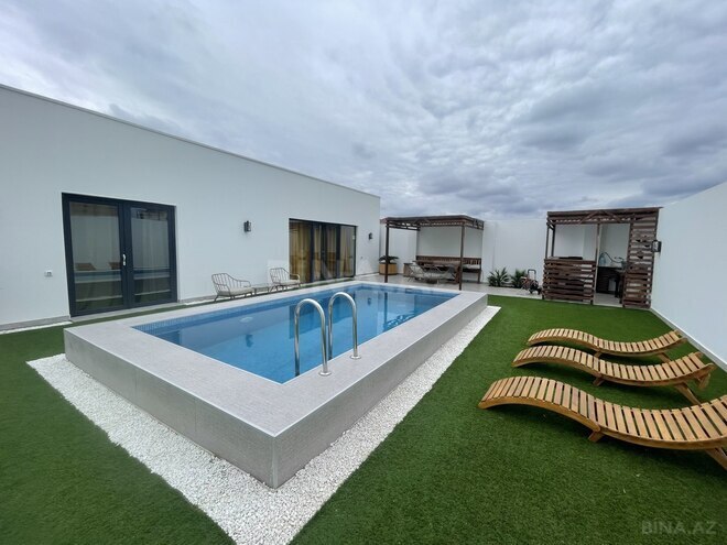 4 otaqlı həyət evi/bağ evi - Mərdəkan q. - 156 m² (1)