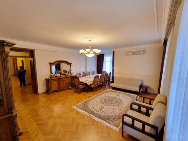 Продаётся 4-комн. новостройка 171 м², Насиминский  р., photo 3 from 32