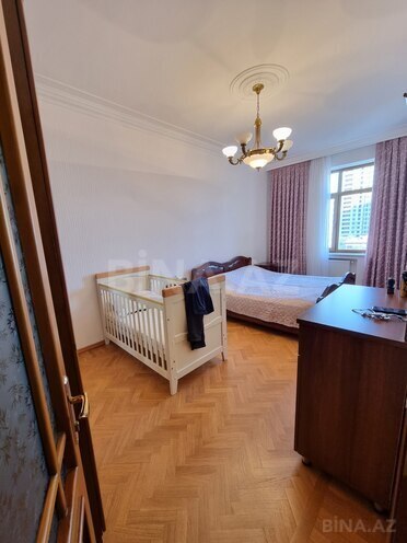 Продаётся 4-комн. новостройка 171 м², Насиминский  р., photo 24 from 32