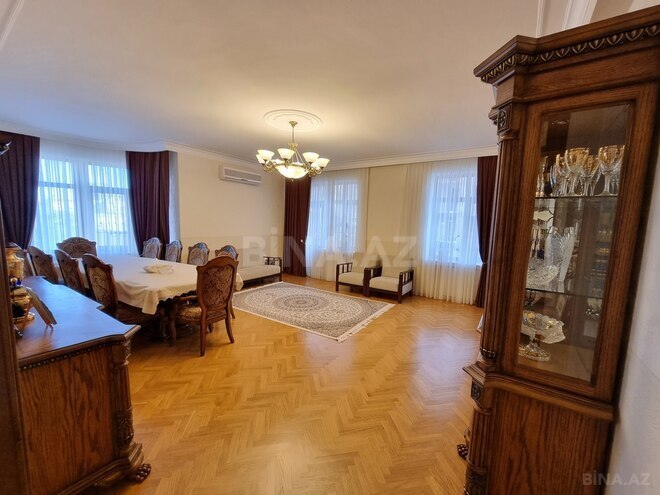 Продаётся 4-комн. новостройка 171 м², Насиминский  р., photo 5 from 32