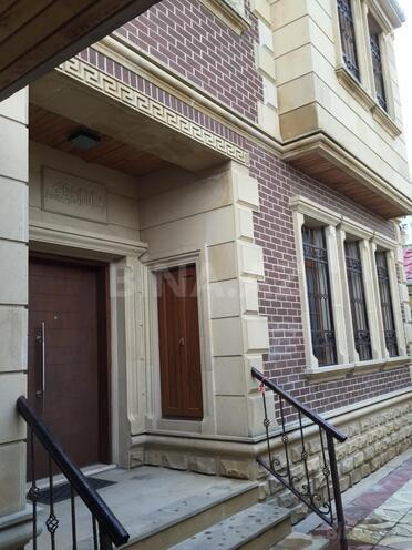 5 otaqlı həyət evi/bağ evi - Bakıxanov q. - 220 m² (3)