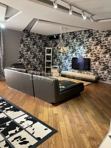 6 otaqlı həyət evi/bağ evi - Şüvəlan q. - 350 m² (13)