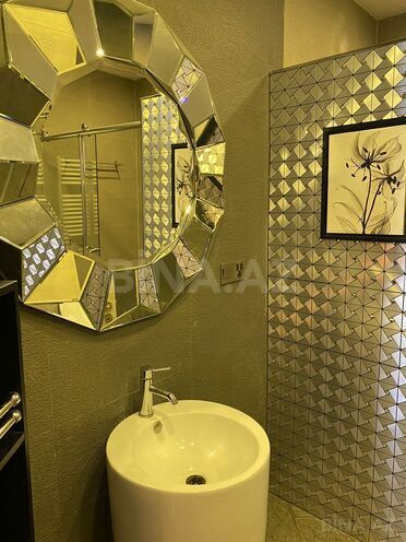 6 otaqlı həyət evi/bağ evi - Şüvəlan q. - 350 m² (28)