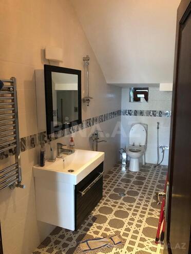 5 otaqlı həyət evi/bağ evi - Şüvəlan q. - 270 m² (27)