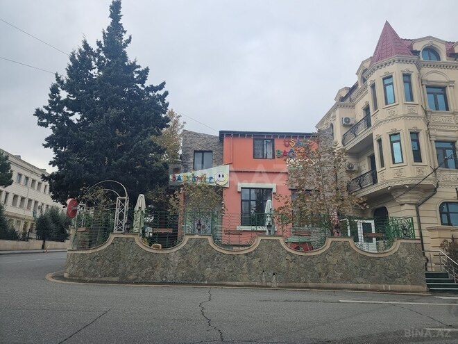 7-комн. дом/дача - пос. Ясамал - 460 м² (27)