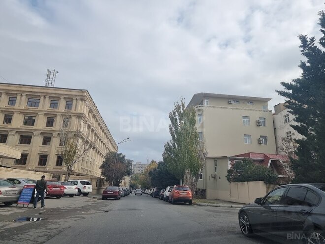 7-комн. дом/дача - пос. Ясамал - 460 м² (30)