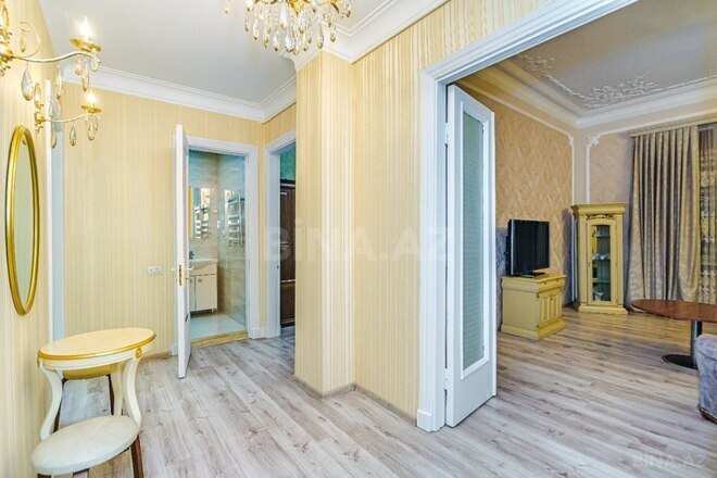 Сдаётся 3-комн. вторичка 120 м², м. Сахил, photo 8 from 32