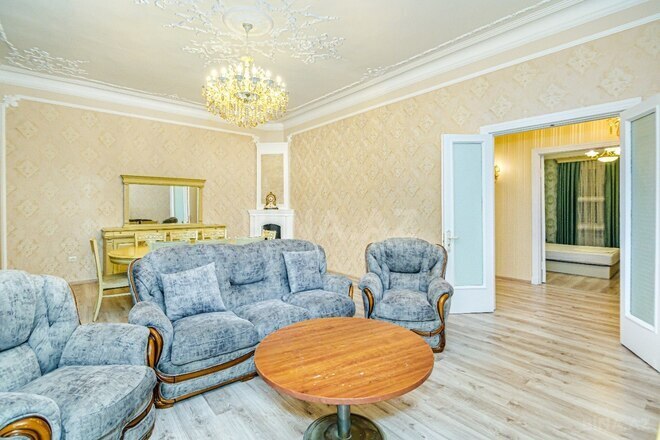 Сдаётся 3-комн. вторичка 120 м², м. Сахил, photo 23 from 32