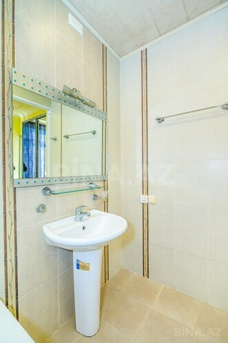 İcarəyə verilir 2 otaqlı köhnə tikili 70 m², Sahil m., photo 13 from 32