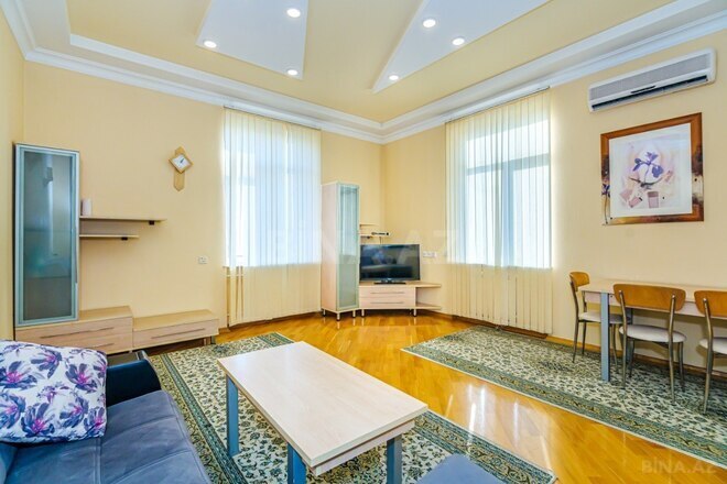 İcarəyə verilir 2 otaqlı köhnə tikili 70 m², Sahil m., photo 11 from 32