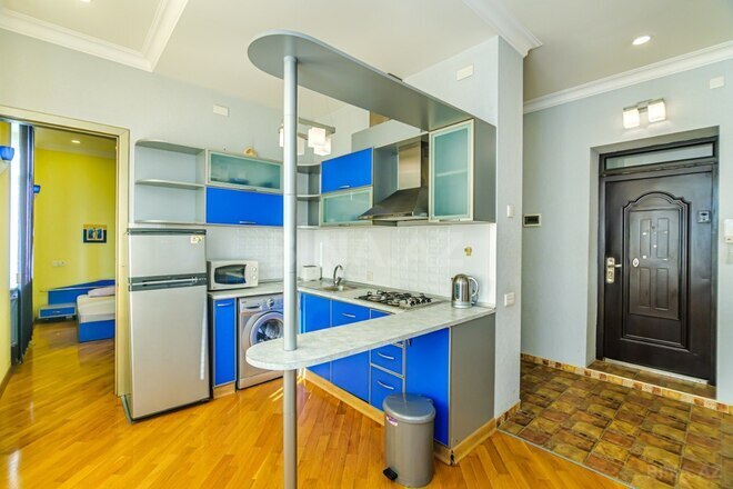 İcarəyə verilir 2 otaqlı köhnə tikili 70 m², Sahil m., photo 25 from 32