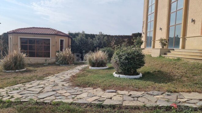 15 otaqlı həyət evi/bağ evi - Badamdar q. - 2000 m² (9)