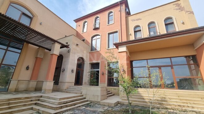 15 otaqlı həyət evi/bağ evi - Badamdar q. - 2000 m² (3)