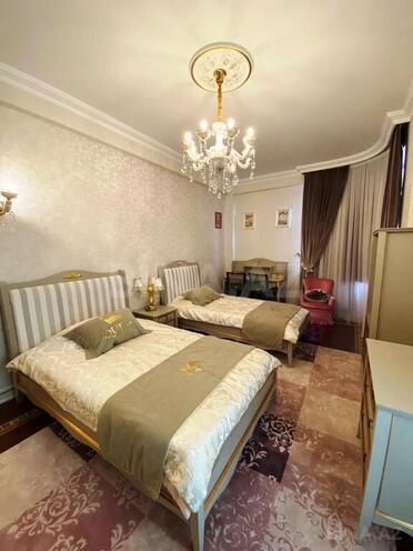Продаётся 4-комн. новостройка 207 м², Насиминский  р., photo 13 from 26