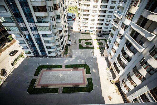 Продаётся 4-комн. новостройка 207 м², Насиминский  р., photo 23 from 26