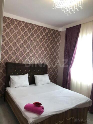 5 otaqlı həyət evi/bağ evi - Mərdəkan q. - 220 m² (22)