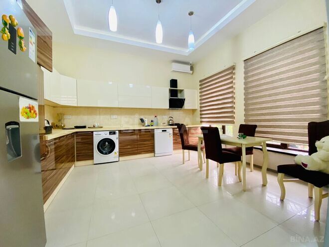 4-комн. дом/дача - пос. Мардакан - 240 м² (19)