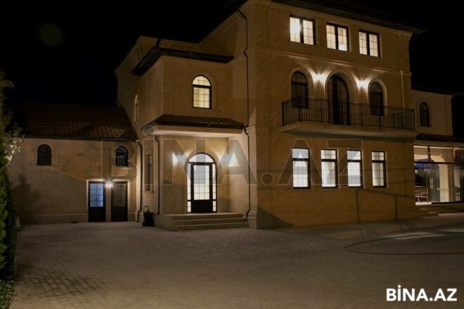 7 otaqlı həyət evi/bağ evi - Şüvəlan q. - 480 m² (4)
