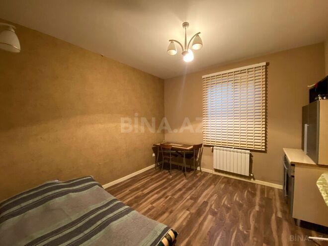 9-комн. дом/дача - пос. Бадамдар - 600 м² (19)