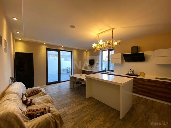 9-комн. дом/дача - пос. Бадамдар - 600 м² (8)