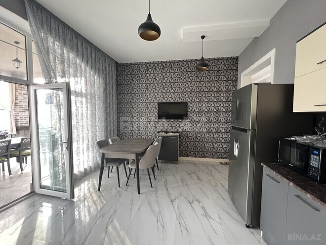 4 otaqlı həyət evi/bağ evi - Mərdəkan q. - 200 m² (21)