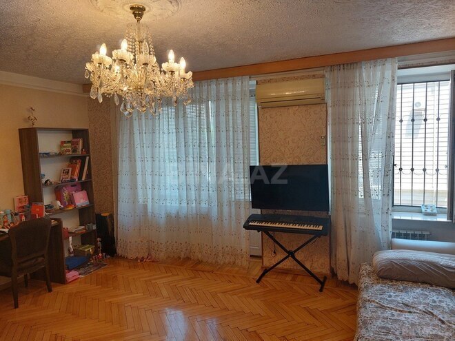 2 otaqlı köhnə tikili - 28 May m. - 70 m² (5)