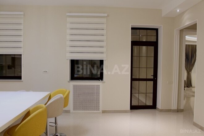 6 otaqlı həyət evi/bağ evi - Şüvəlan q. - 330 m² (7)