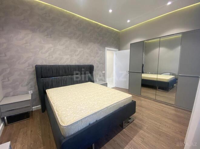 4 otaqlı həyət evi/bağ evi - Şüvəlan q. - 250 m² (22)