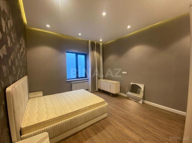 4 otaqlı həyət evi/bağ evi - Şüvəlan q. - 250 m² (23)