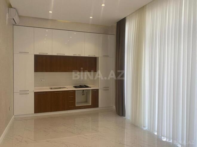 4 otaqlı həyət evi/bağ evi - Şüvəlan q. - 250 m² (15)