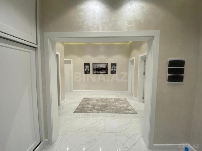 4 otaqlı həyət evi/bağ evi - Şüvəlan q. - 250 m² (12)